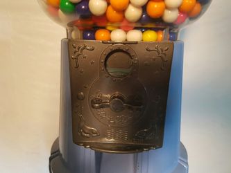 Gumball machine. for Sale in Hampton, VA - OfferUp