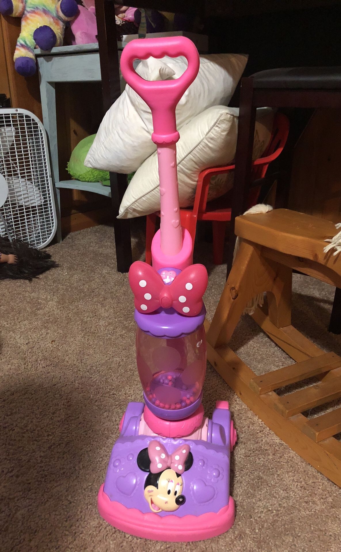 Minnie vacuum cleaner