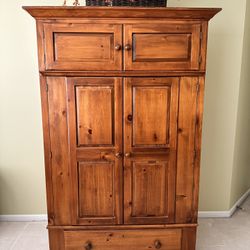Romweber entertainment center deals