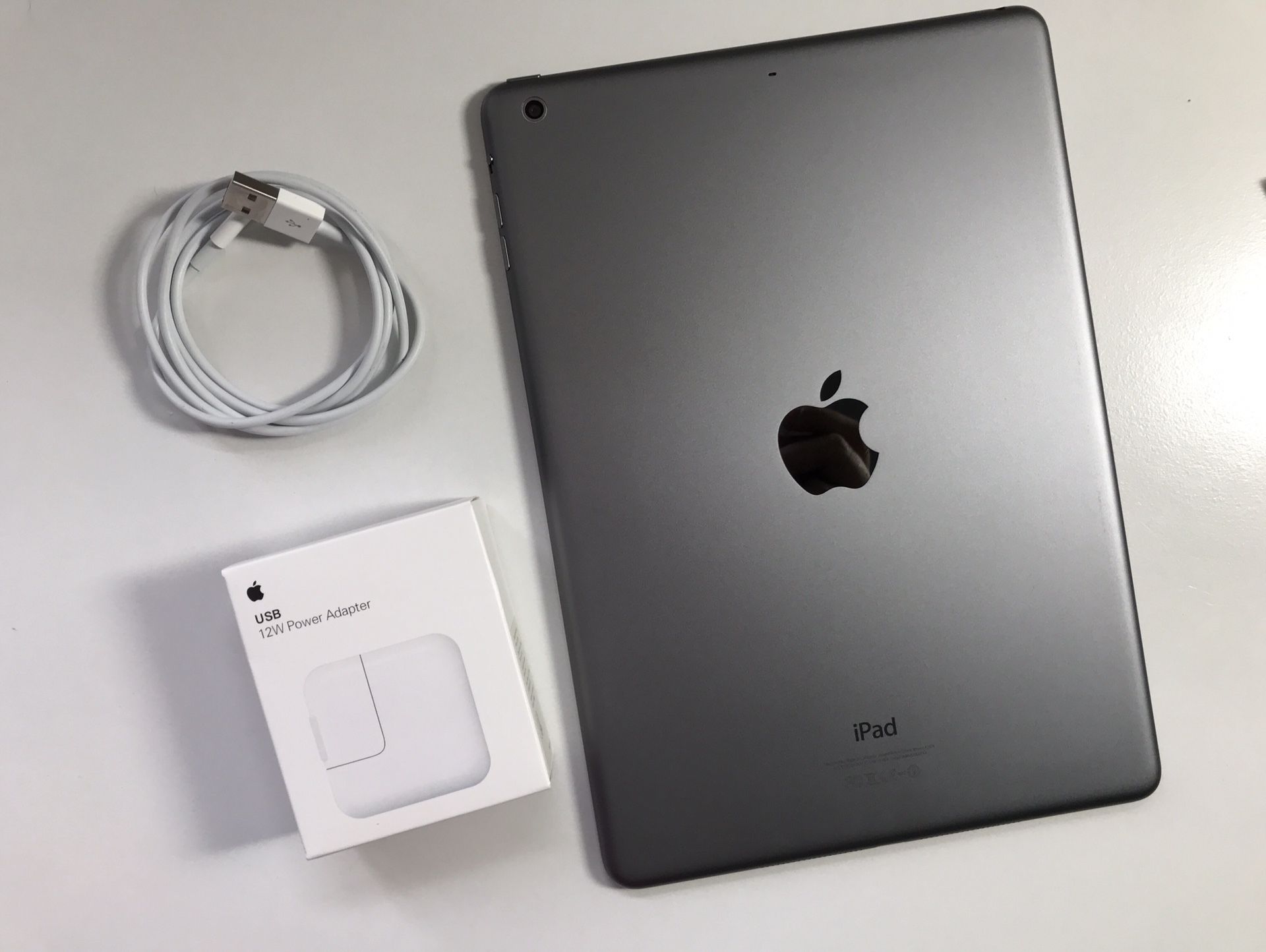 iPad Air Mint Condition 👌✨