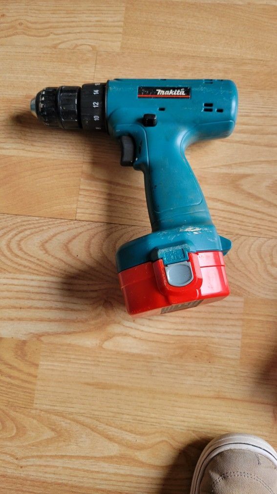 Makita Drill 14.4v Battery