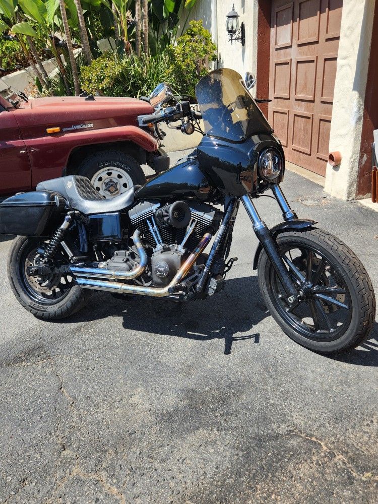 2015 Harley Davidson FXDB
