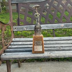 Statue 