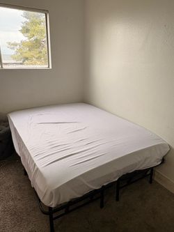 Full size bed