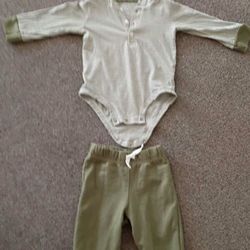 Carter's Two Piece Hoodie Sweat Outfit for girl or boy 12 months 