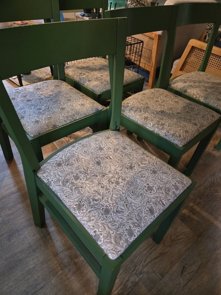 Dining Chairs (5)
