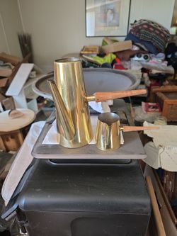Coffee or tea serving set