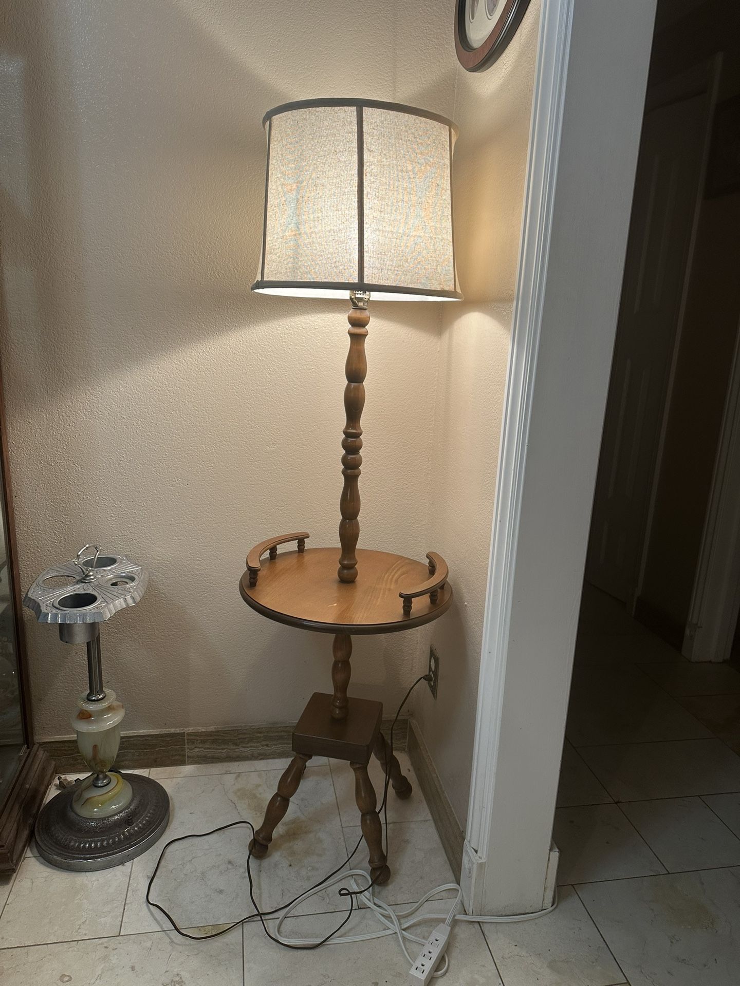 Vintage Wood Table Lamp