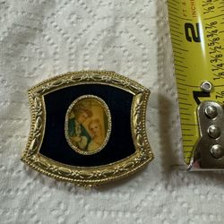 VINTAGE. ESTEE LAUDER YOUTH DEW COMPACT. SEE POST. 