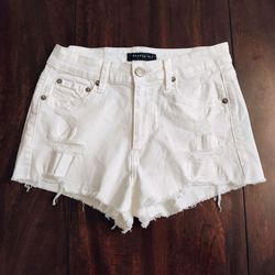 Aéropostale White Distressed Denim Shorts