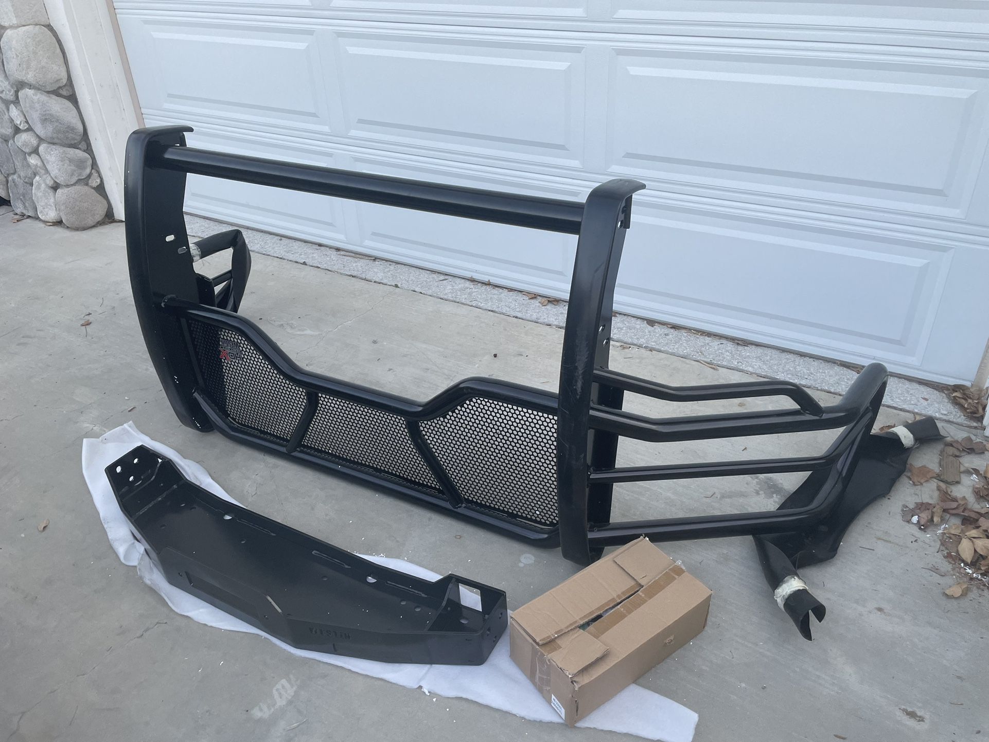 Westin HDX Grille With Winch Mount Black