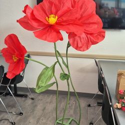 Giant Poppy Flowers w/stand