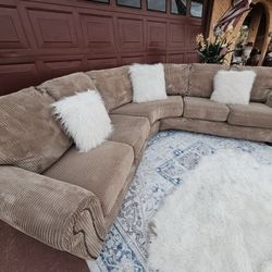 Beautiful Living Round Furniture Corduroy Cream Color Like New Furniture No Stains No Smell 