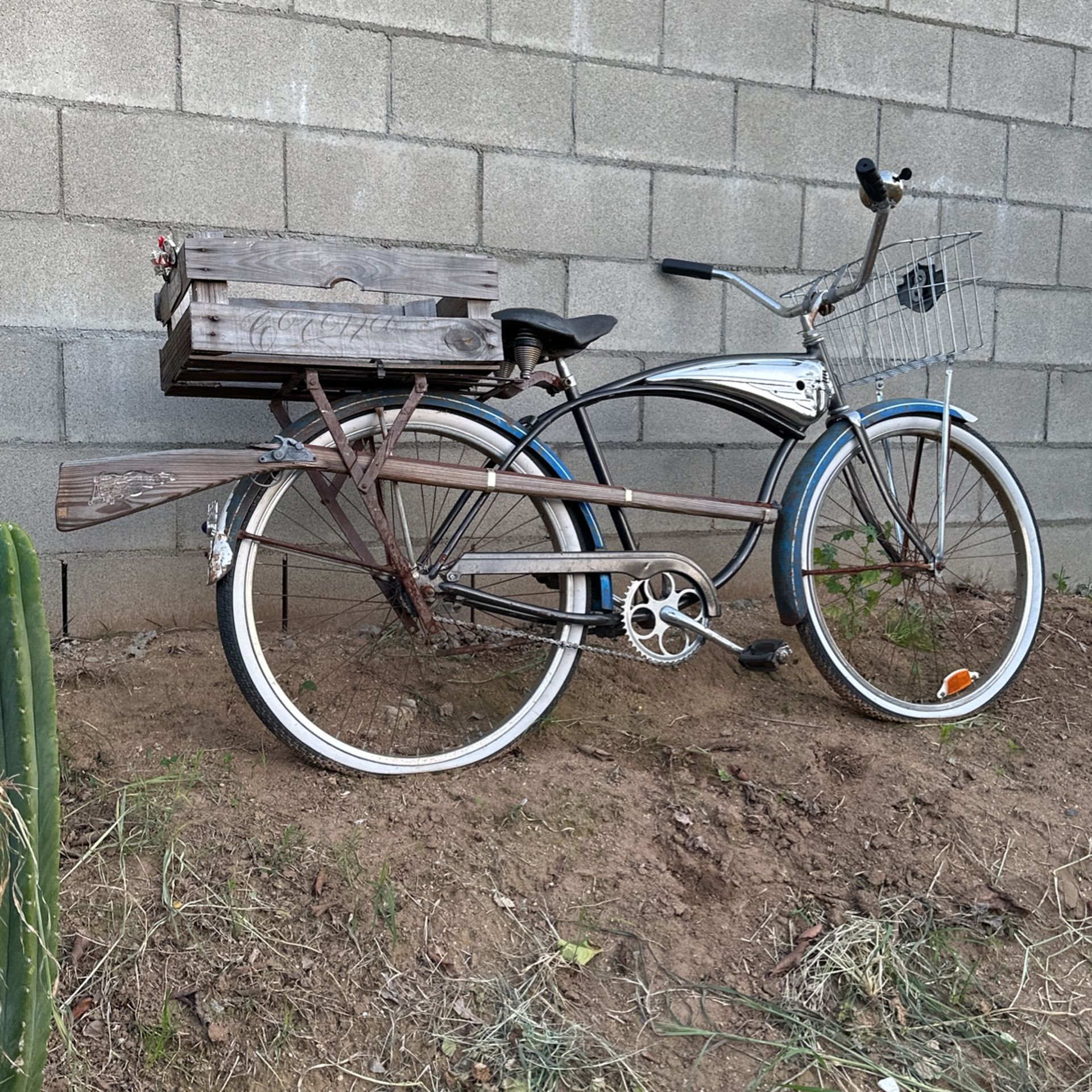 Schwinn Beach Cruiser 26”