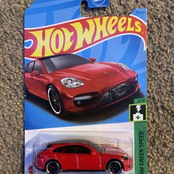 2023 Hot Wheels HW GREEN SPEED 2/10 Porsche Panamera Turbo S E-Hybrid 38/250