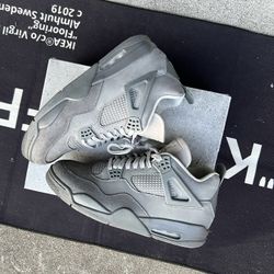 Jordan 4 