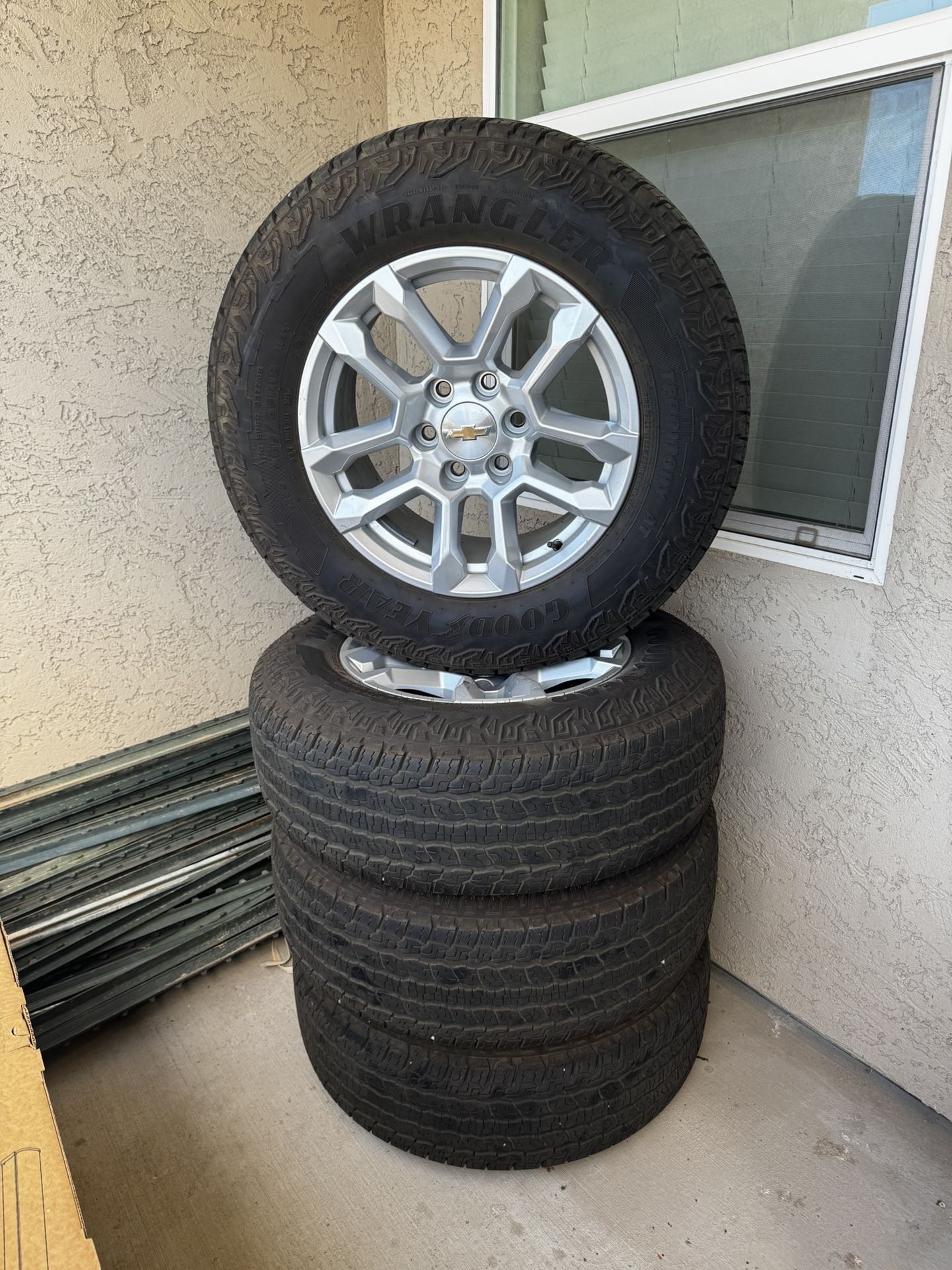 Tires 265/65r18