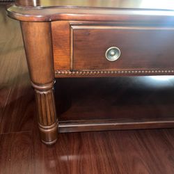 Coffee Table And 2 Side Tables  With Drawers