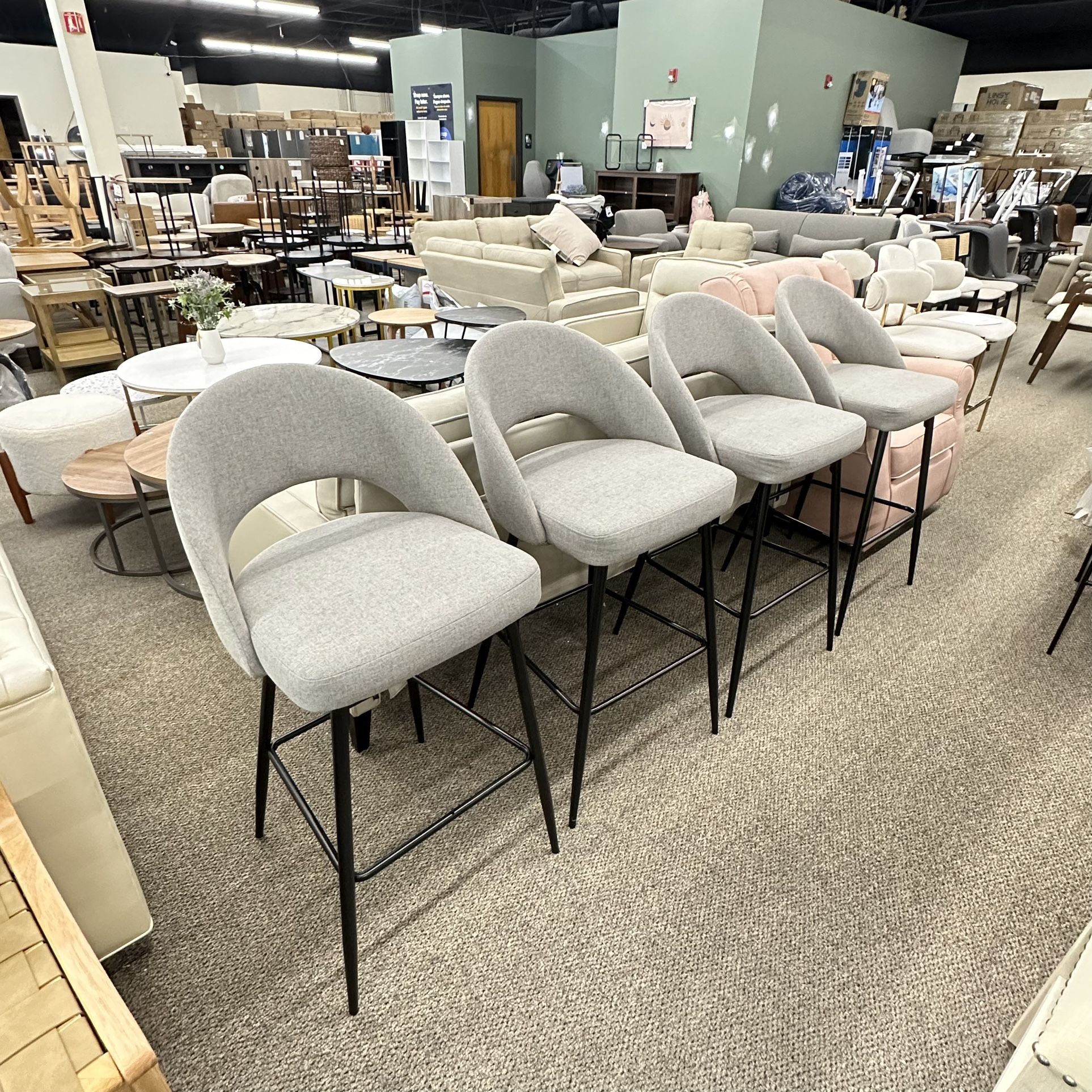 Brand new Upholstered Bucket Barstool Set of 4 - Grey