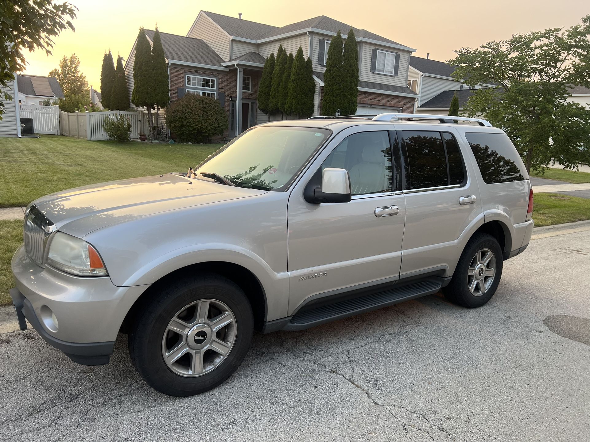 2005 Lincoln Aviator For Sale