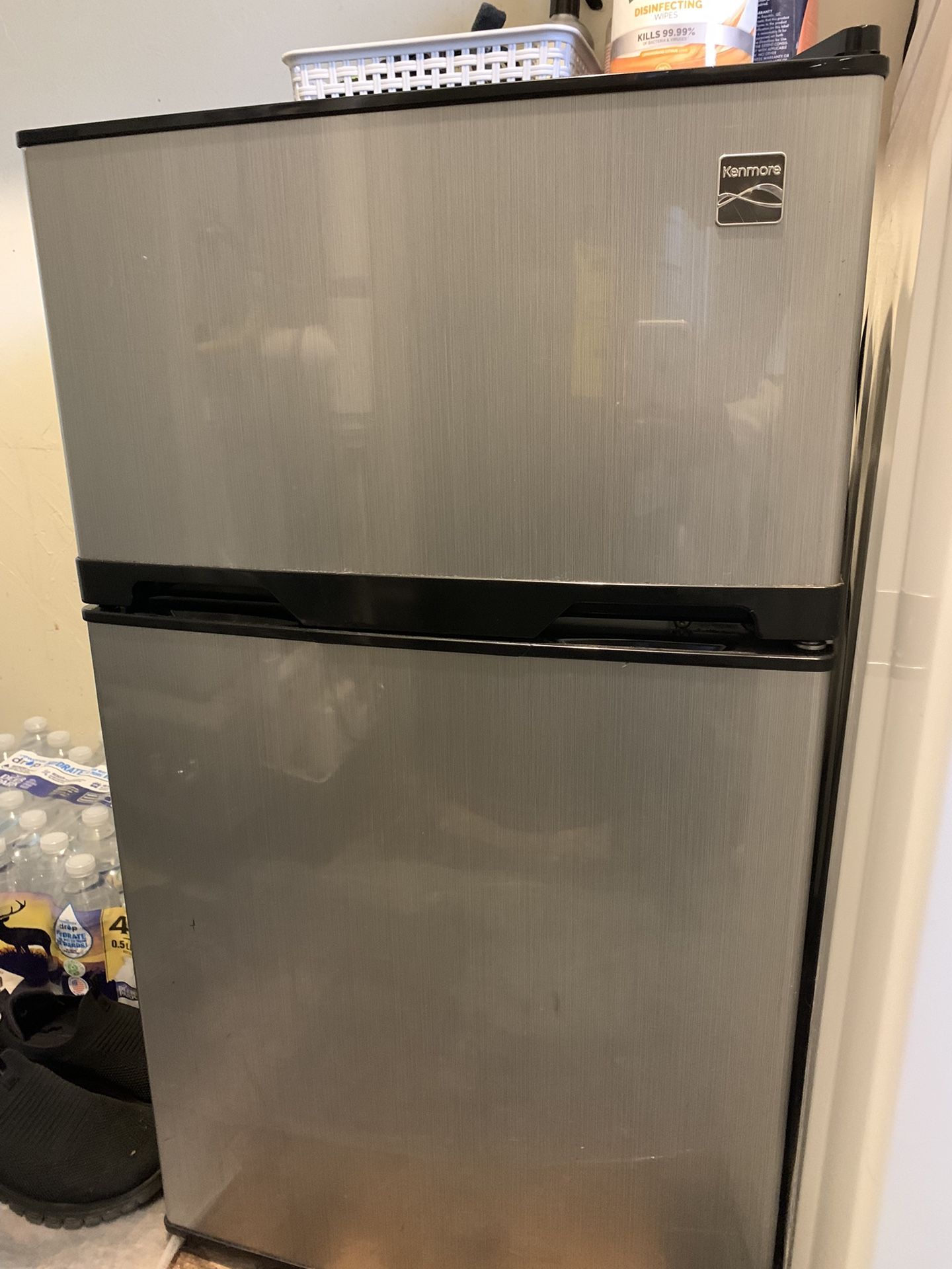 Kenmore Mini fridge/freezer
