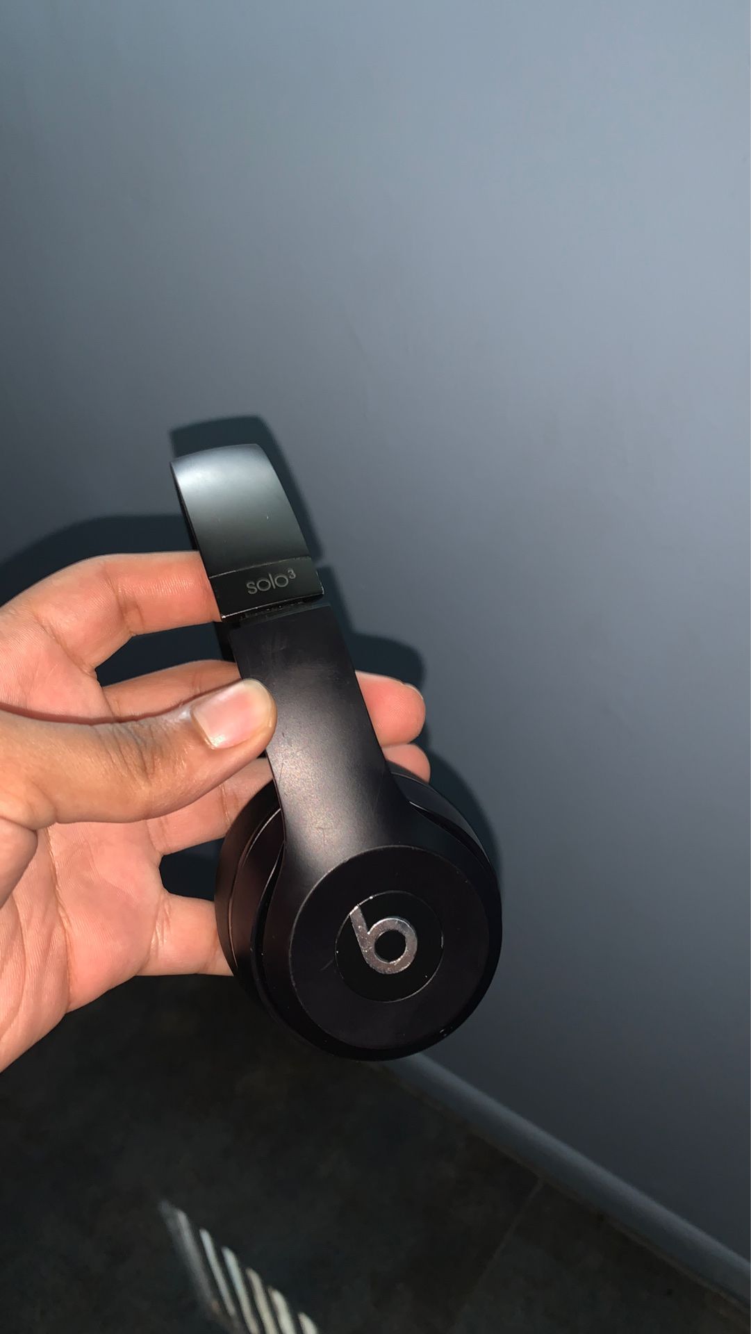 Beats solo 3 for parts DO NOT WORK