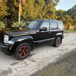 Jeep Liberty Titulilo Limpio 