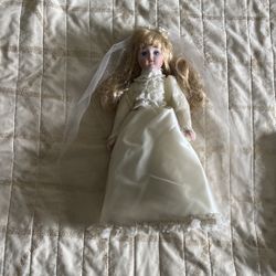 Vintage 1988 Porcelain Victorian Doll