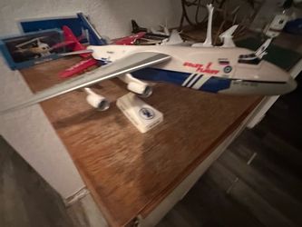 Antonov an124 model plane