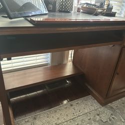 Ethan Allen Multi Storage Desk w Cabinet
