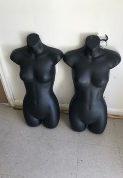 Maniquíes are 3