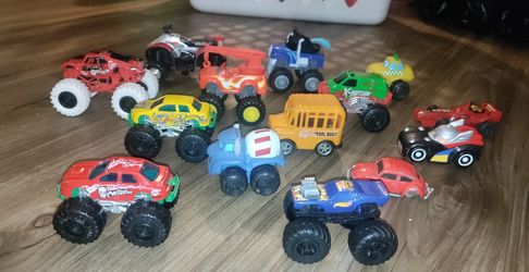 18 Toy Vehicles / $7 For All 