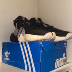 Men’s Adidas BYW size 9