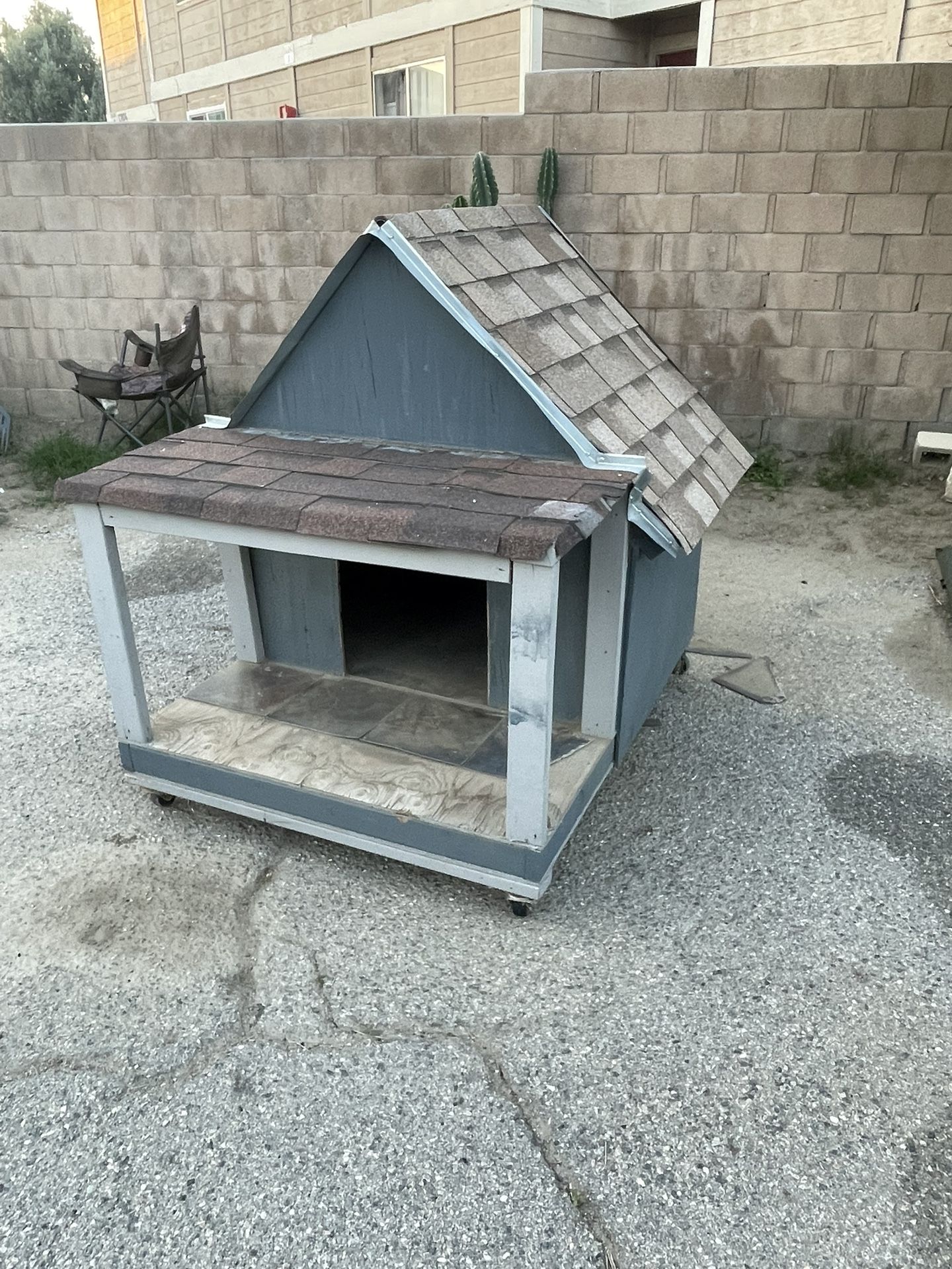 Dog House