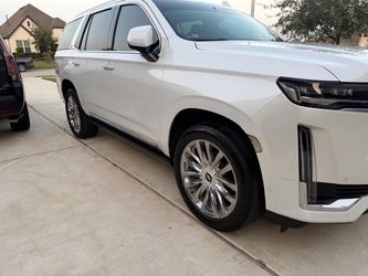 Cadillac Escalade 22 factory wheels