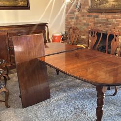 Dining Set for Sale – Table, 8 Chairs & Credenza