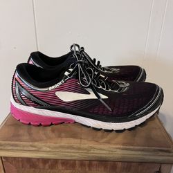 Brook Ghost Tennis Shoes 