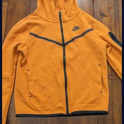 Nike Boys Sportswear Tech Fleece Full Set Hoodie & Jogger Diffused Orange Size L