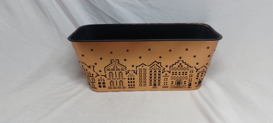 Decorative oblong metal tin, 14x6x6 in.