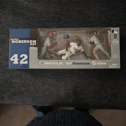 McFarlane MLB Jackie Robinson Day 3 Pack Ken Griffey Jr & Cano Dodgers 2009 New Rare Mint 