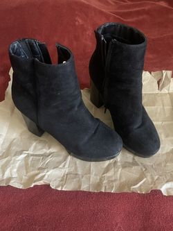 Women’s Shoes Size 7