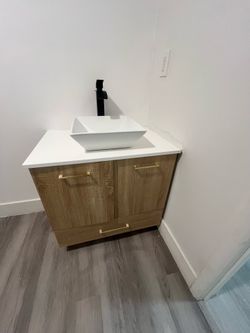 Bathroom vanity