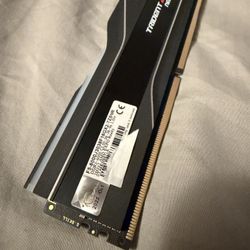 GSKILL TRIDENT Z5 RGB 16GB DDR5 RAM 6000MHZ CL30