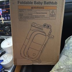 Green foldable baby bathtub