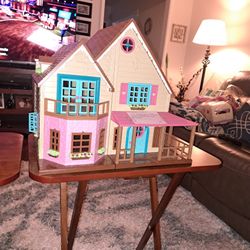 Lil  Woodzeez Cottage