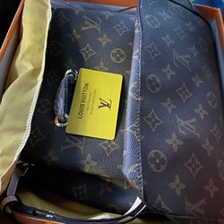 Louis Vuitton Bag new