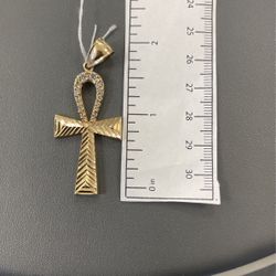 10k Gold Ankh Pendant