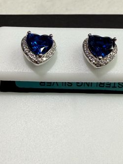 💙Sterling Silver Blue Heart Stud Earings💙