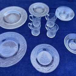 Glass Christmas Tree Dinnerware