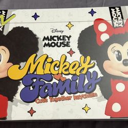 POP MART Mickey Family Cute Together 